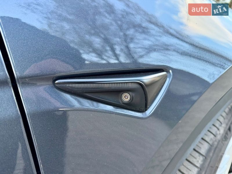 Внедорожник / Кроссовер Tesla Model Y 2021 в Харькове