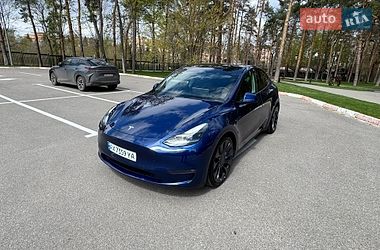 Внедорожник / Кроссовер Tesla Model Y 2023 в Харькове