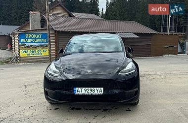 Позашляховик / Кросовер Tesla Model Y 2023 в Івано-Франківську