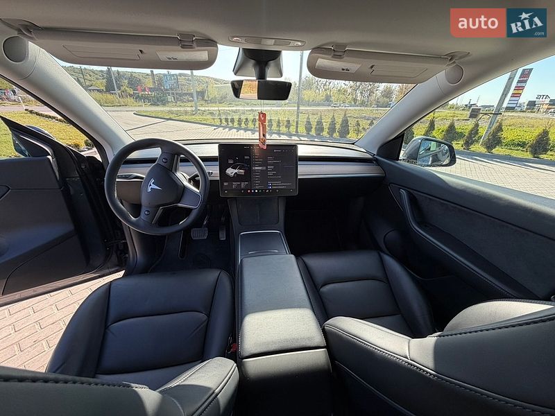 Внедорожник / Кроссовер Tesla Model Y 2021 в Золочеве
