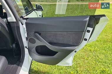 Внедорожник / Кроссовер Tesla Model Y 2023 в Полтаве