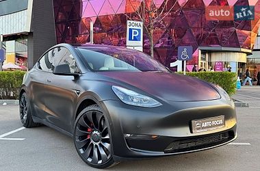 Внедорожник / Кроссовер Tesla Model Y 2022 в Киеве