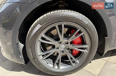 Внедорожник / Кроссовер Tesla Model Y 2024 в Киеве