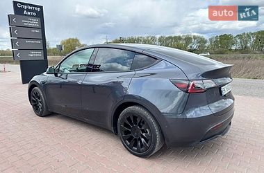 Внедорожник / Кроссовер Tesla Model Y 2022 в Ровно