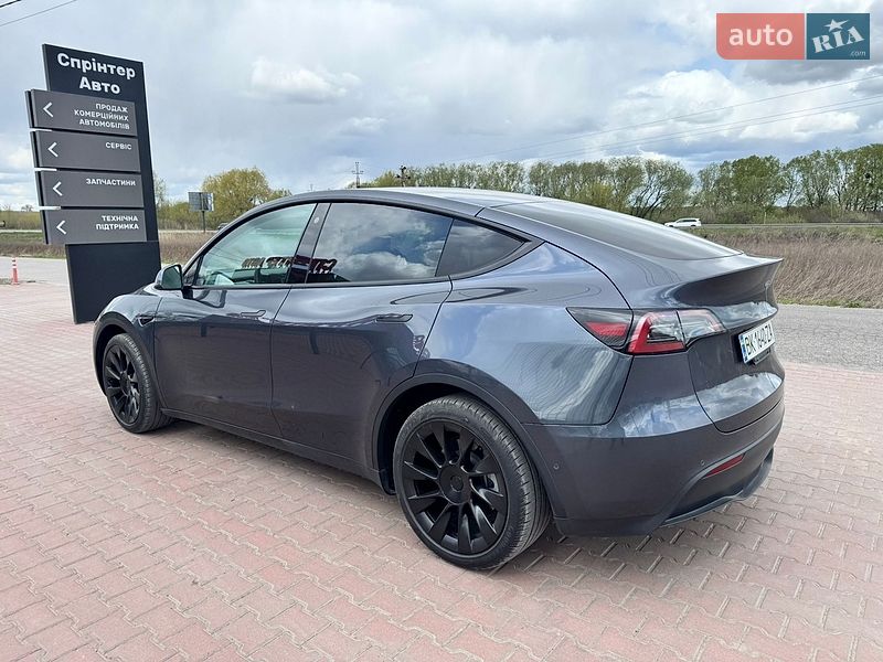 Внедорожник / Кроссовер Tesla Model Y 2022 в Ровно