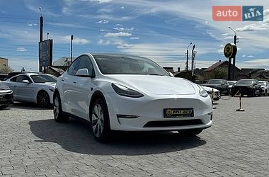 Позашляховик / Кросовер Tesla Model Y 2021 в Івано-Франківську