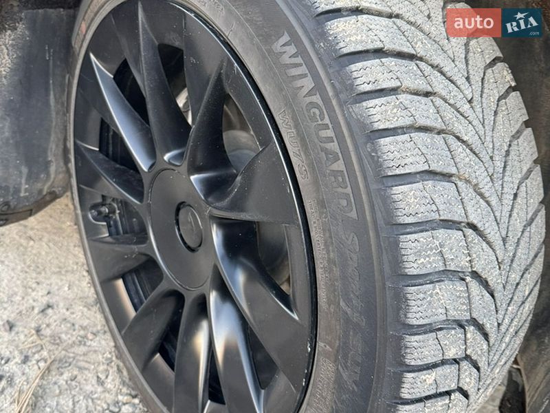Внедорожник / Кроссовер Tesla Model Y 2020 в Новояворовске