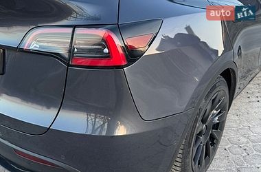 Внедорожник / Кроссовер Tesla Model Y 2020 в Новояворовске
