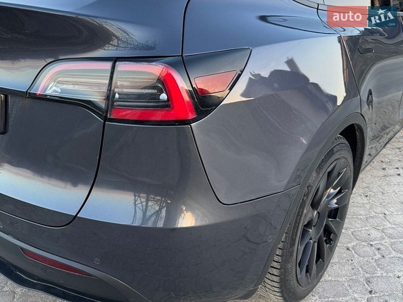 Внедорожник / Кроссовер Tesla Model Y 2020 в Новояворовске