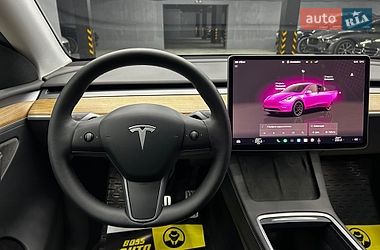 Внедорожник / Кроссовер Tesla Model Y 2023 в Черновцах