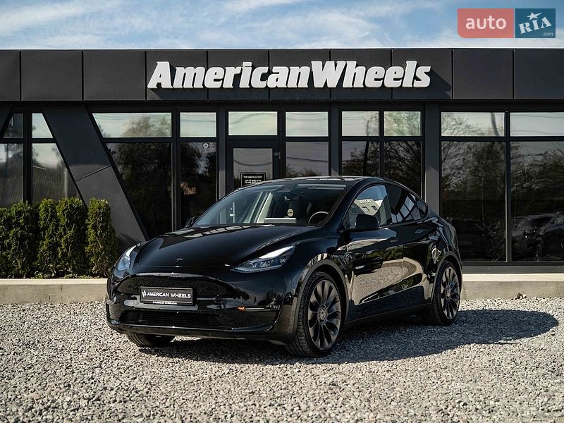 Tesla Model Y 2023
