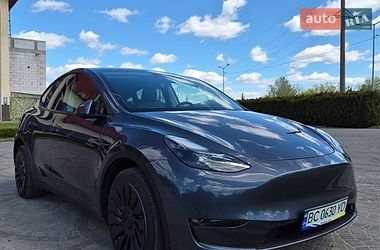 Внедорожник / Кроссовер Tesla Model Y 2023 в Львове