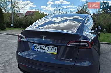 Внедорожник / Кроссовер Tesla Model Y 2023 в Львове