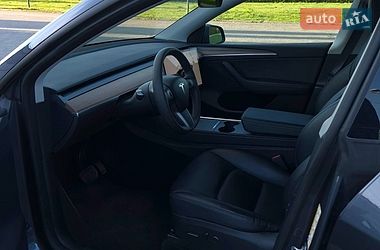 Внедорожник / Кроссовер Tesla Model Y 2023 в Львове