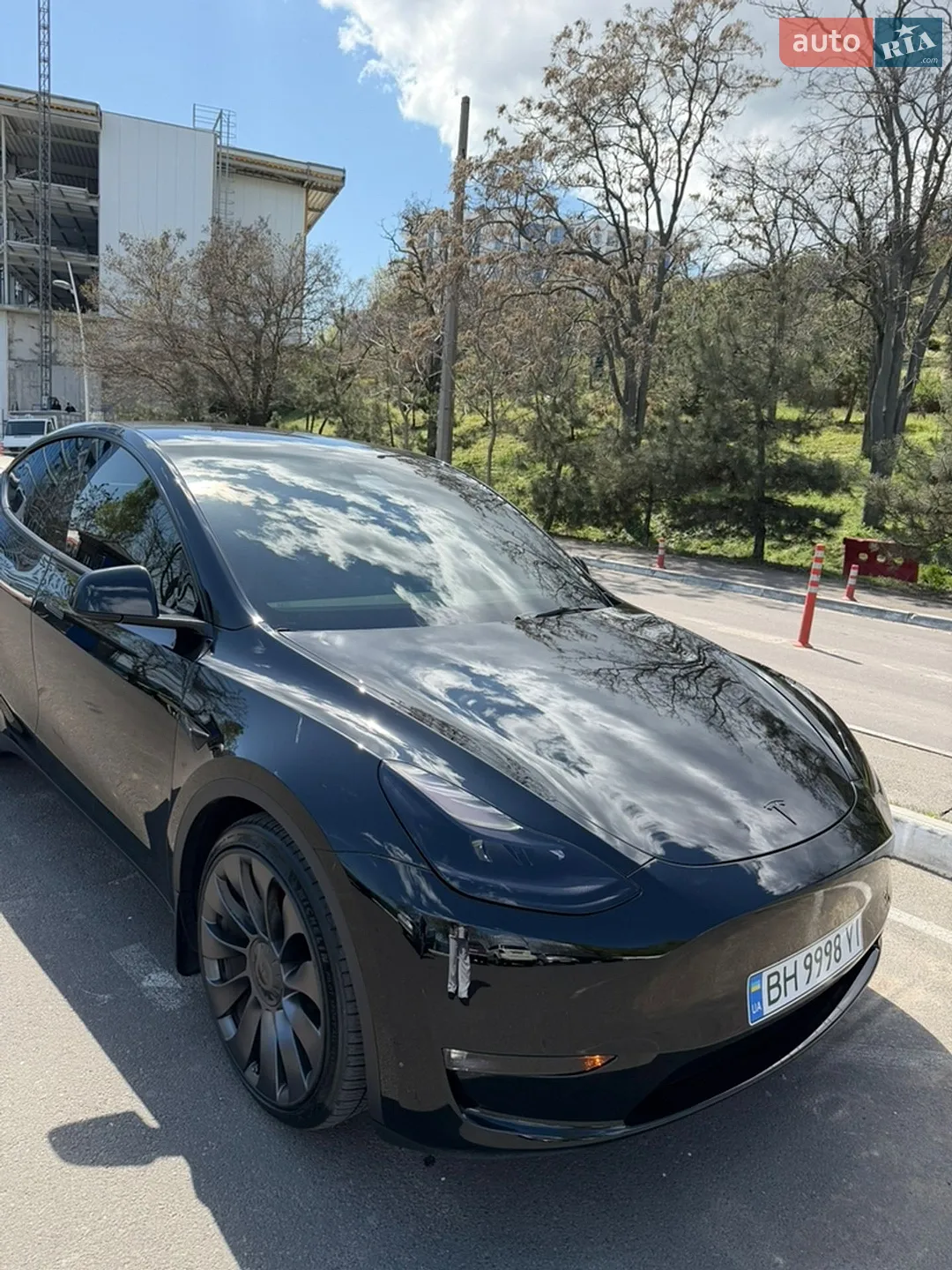 2023 Tesla Model Y - мініатюра 2