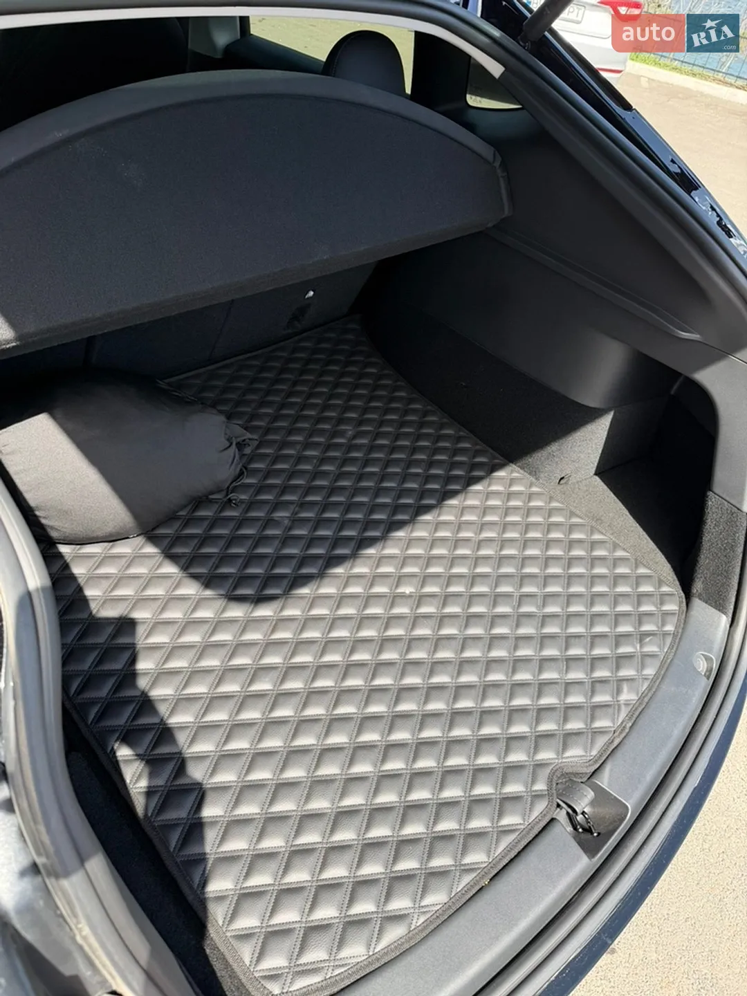 2023 Tesla Model Y - мініатюра 16