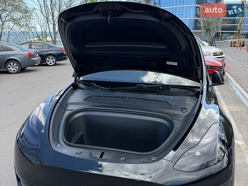 Внедорожник / Кроссовер Tesla Model Y 2023 в Одессе