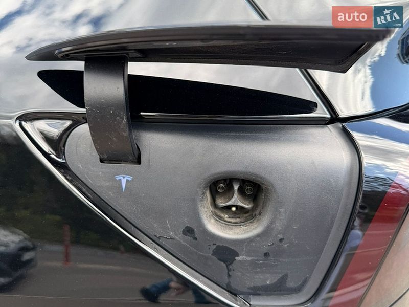 Внедорожник / Кроссовер Tesla Model Y 2023 в Одессе