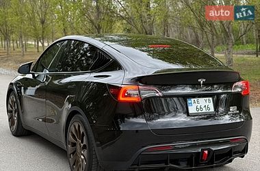 Внедорожник / Кроссовер Tesla Model Y 2023 в Днепре