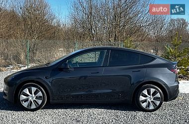 Внедорожник / Кроссовер Tesla Model Y 2024 в Львове