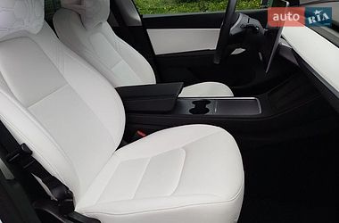 Внедорожник / Кроссовер Tesla Model Y 2022 в Луцке