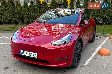 Внедорожник / Кроссовер Tesla Model Y 2023 в Киеве