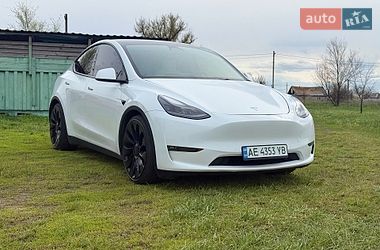 Внедорожник / Кроссовер Tesla Model Y 2021 в Днепре