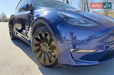 Позашляховик / Кросовер Tesla Model Y 2022 в Дніпрі