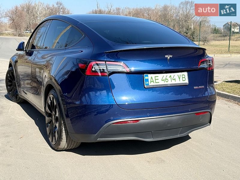 Внедорожник / Кроссовер Tesla Model Y 2022 в Днепре