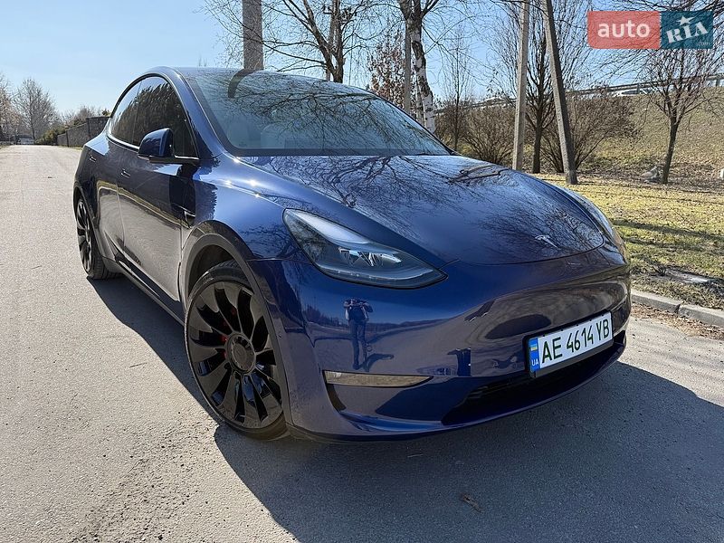 Tesla Model Y 2022