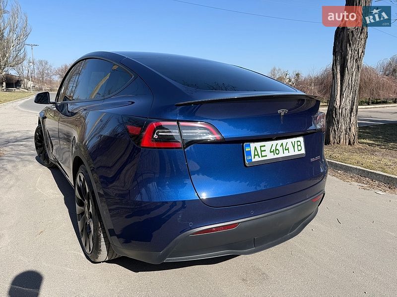 Позашляховик / Кросовер Tesla Model Y 2022 в Дніпрі