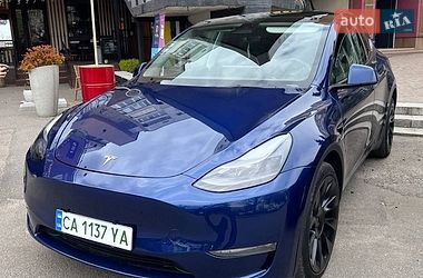Внедорожник / Кроссовер Tesla Model Y 2023 в Черкассах