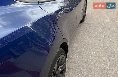Внедорожник / Кроссовер Tesla Model Y 2023 в Черкассах