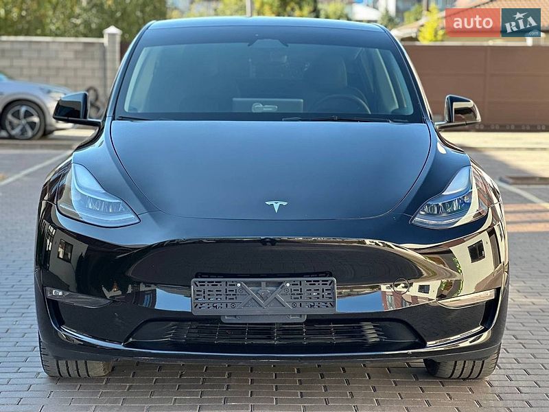 Внедорожник / Кроссовер Tesla Model Y 2024 в Одессе