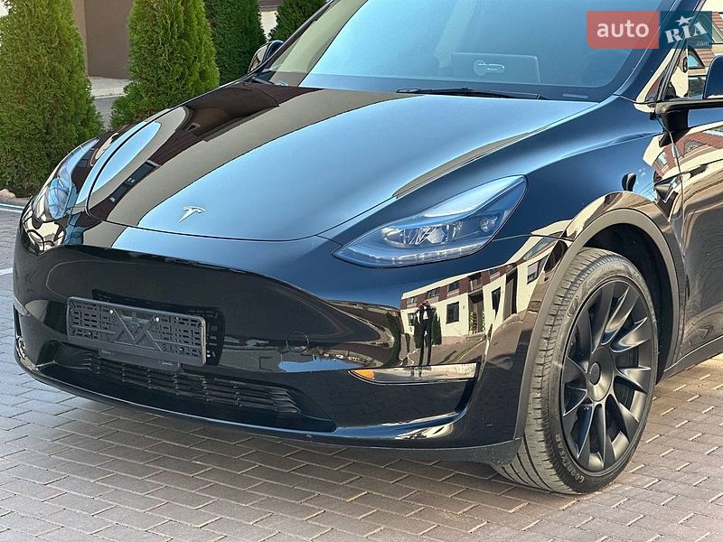 Внедорожник / Кроссовер Tesla Model Y 2024 в Одессе