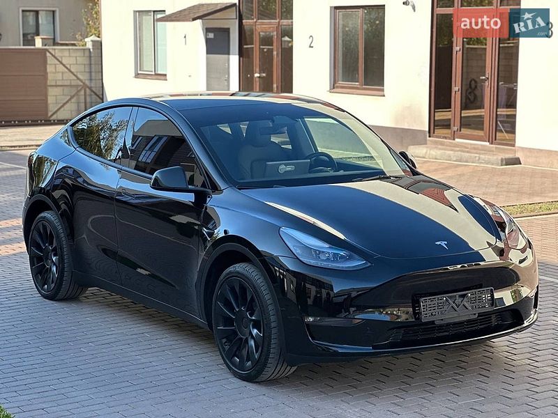 Внедорожник / Кроссовер Tesla Model Y 2024 в Одессе