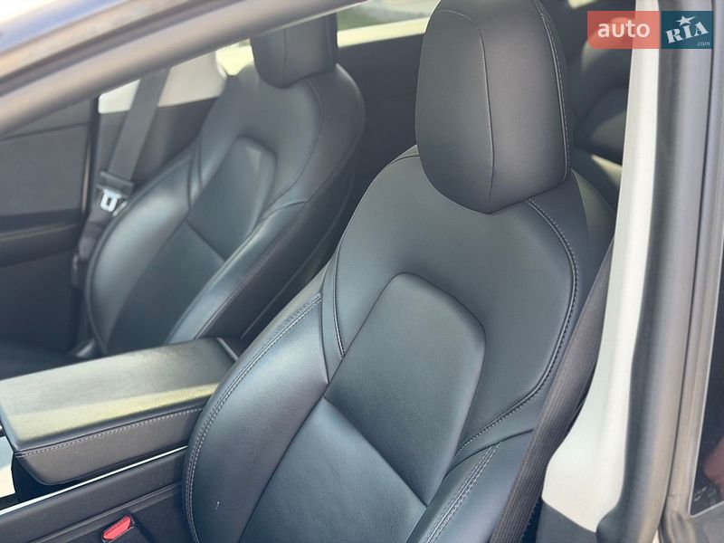 Внедорожник / Кроссовер Tesla Model Y 2020 в Кропивницком
