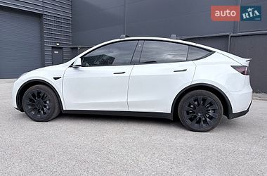 Внедорожник / Кроссовер Tesla Model Y 2021 в Киеве
