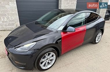 Внедорожник / Кроссовер Tesla Model Y 2024 в Львове