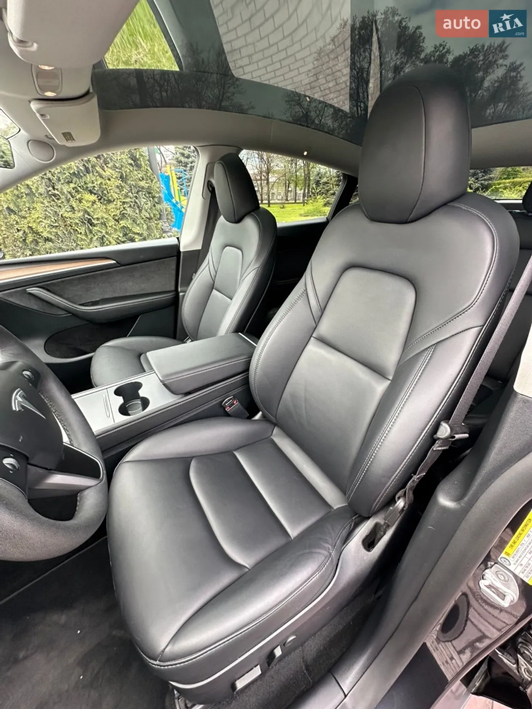 2024 Tesla Model Y - мініатюра 23