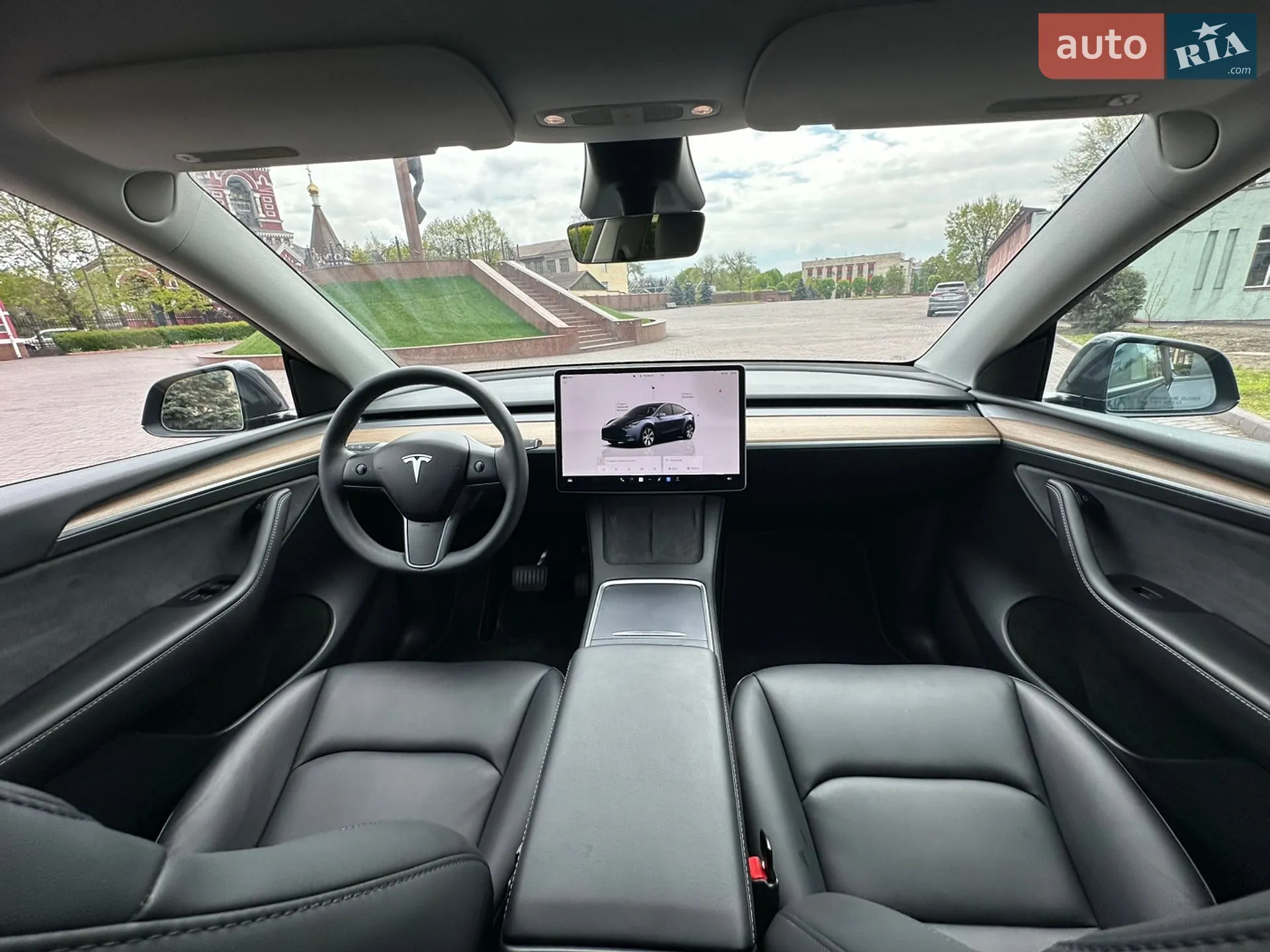 2024 Tesla Model Y - мініатюра 28
