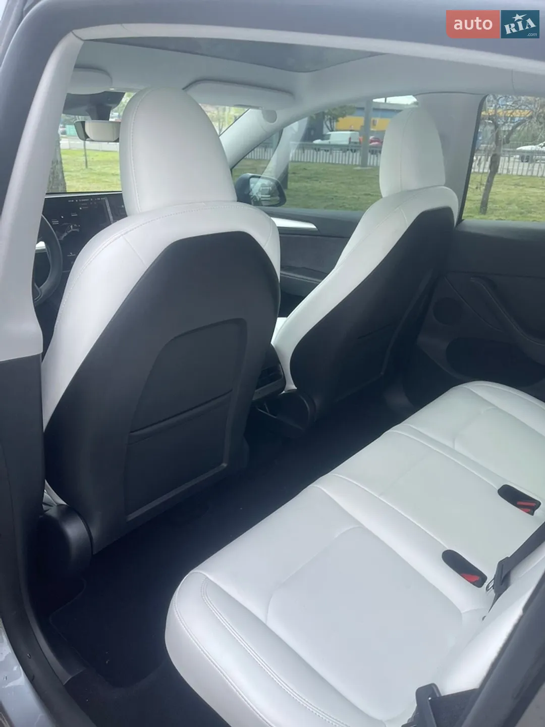 2024 Tesla Model Y - мініатюра 7