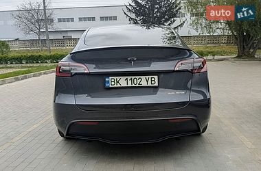 Внедорожник / Кроссовер Tesla Model Y 2022 в Луцке