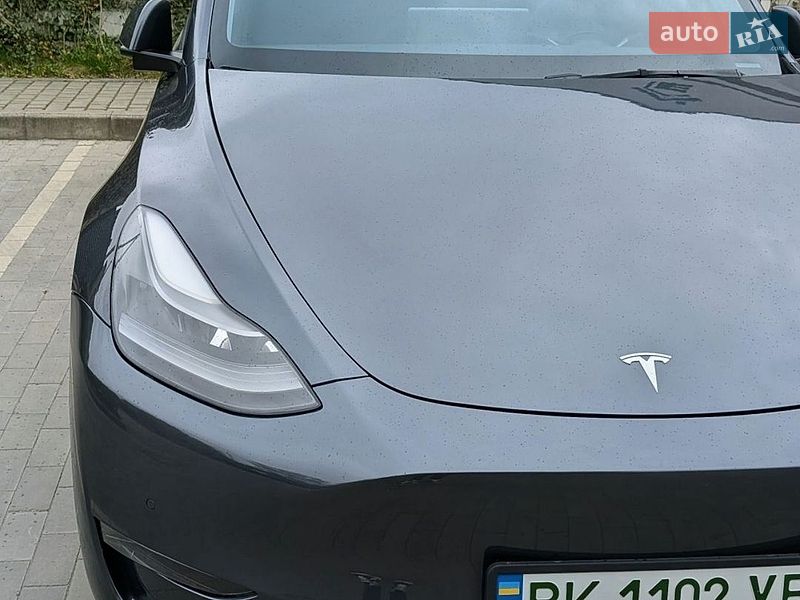 Внедорожник / Кроссовер Tesla Model Y 2022 в Луцке