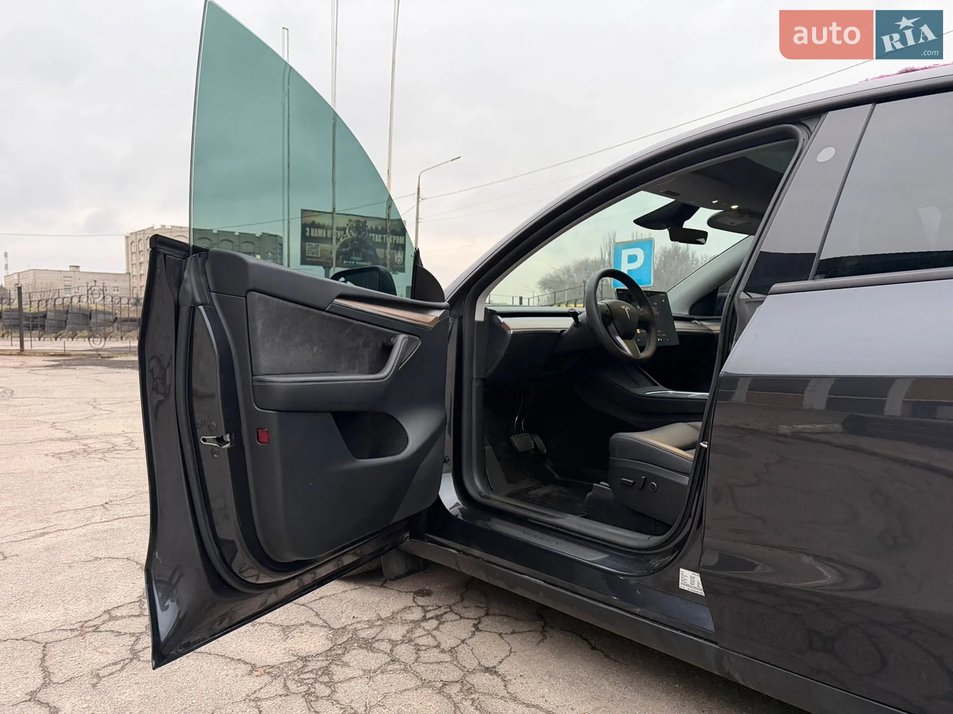 2024 Tesla Model Y - мініатюра 11