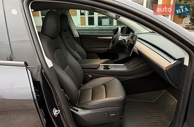Внедорожник / Кроссовер Tesla Model Y 2024 в Запорожье