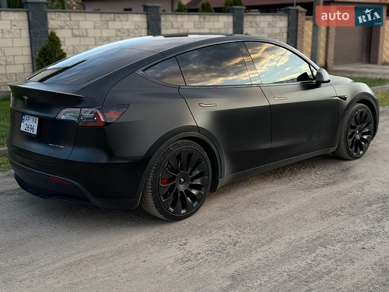 Внедорожник / Кроссовер Tesla Model Y 2022 в Запорожье