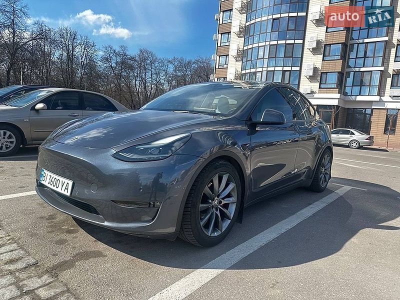 Внедорожник / Кроссовер Tesla Model Y 2021 в Львове