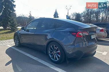 Внедорожник / Кроссовер Tesla Model Y 2021 в Львове