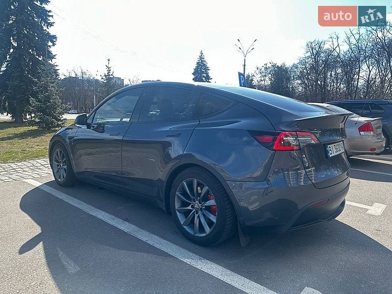 Внедорожник / Кроссовер Tesla Model Y 2021 в Львове
